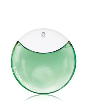 A drop d’Issey Essentielle Eau de Parfum