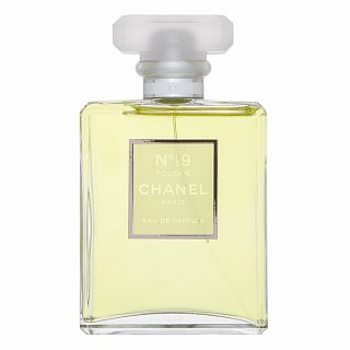 No.19 Poudré Eau de Parfum